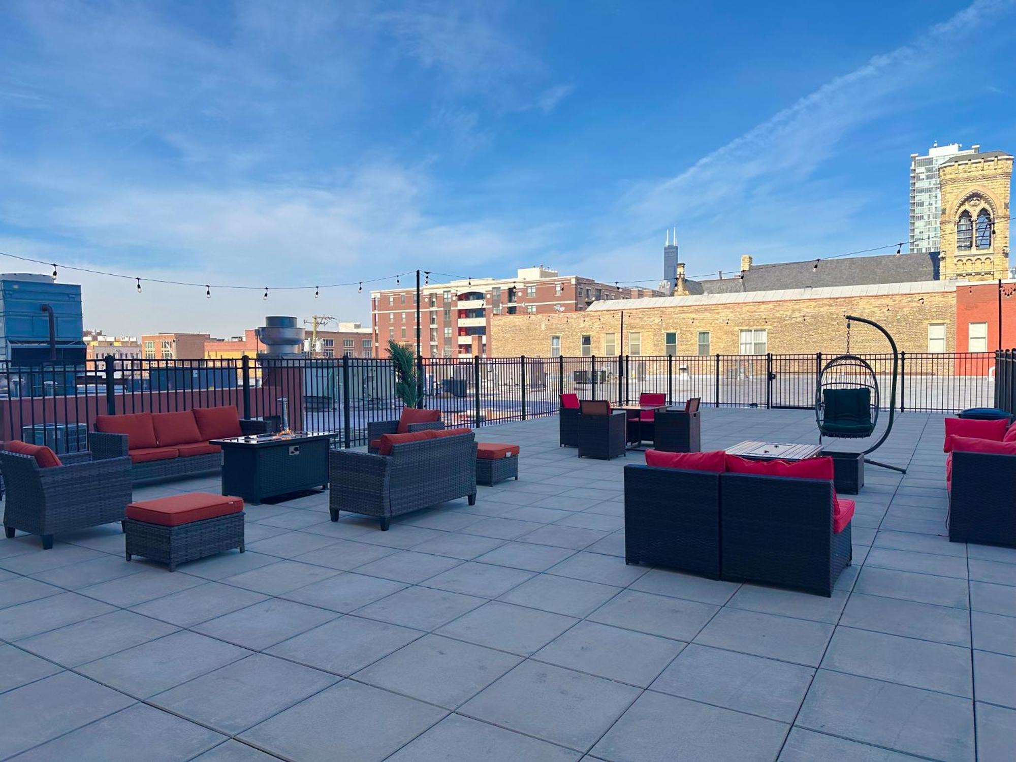Family Friendly 2Br South Loop Suite With Optional Parking And Gym Access Sleeps Up To 8 Near Mccormick Place And Soldier Field 芝加哥 外观 照片